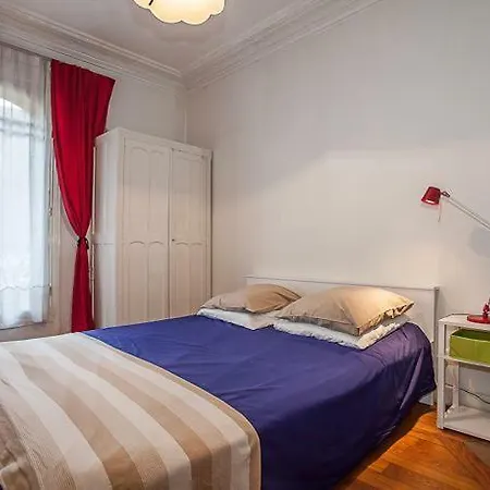 Eiffel Tower Charming Apartmán Paříž